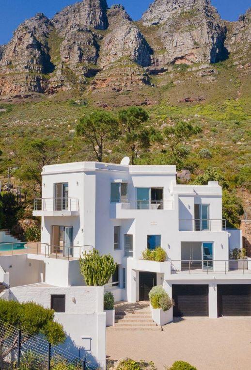 4 Bedroom Property for Sale in Camps Bay Western Cape